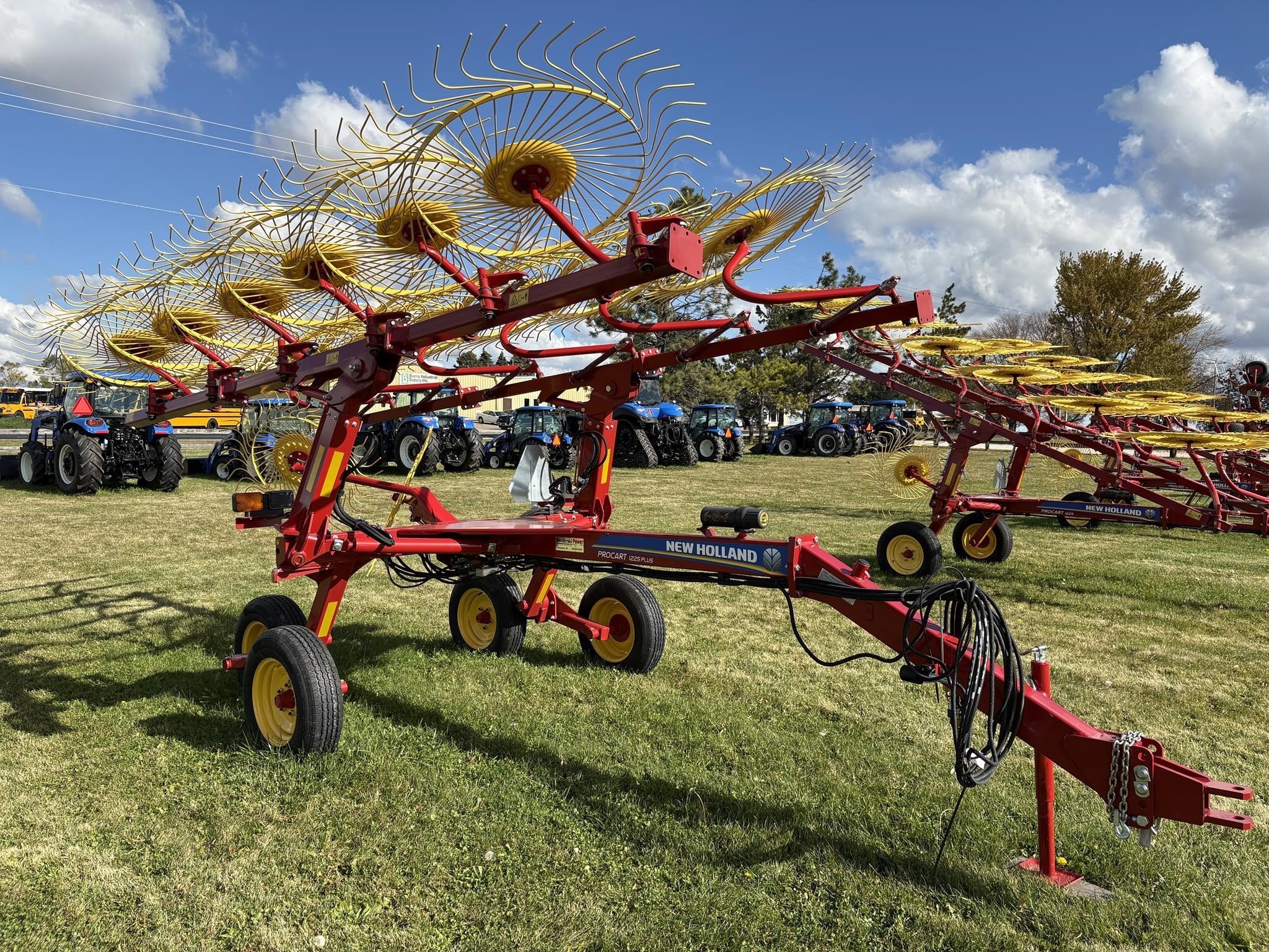 2025 New Holland PROCART 1225P Rake