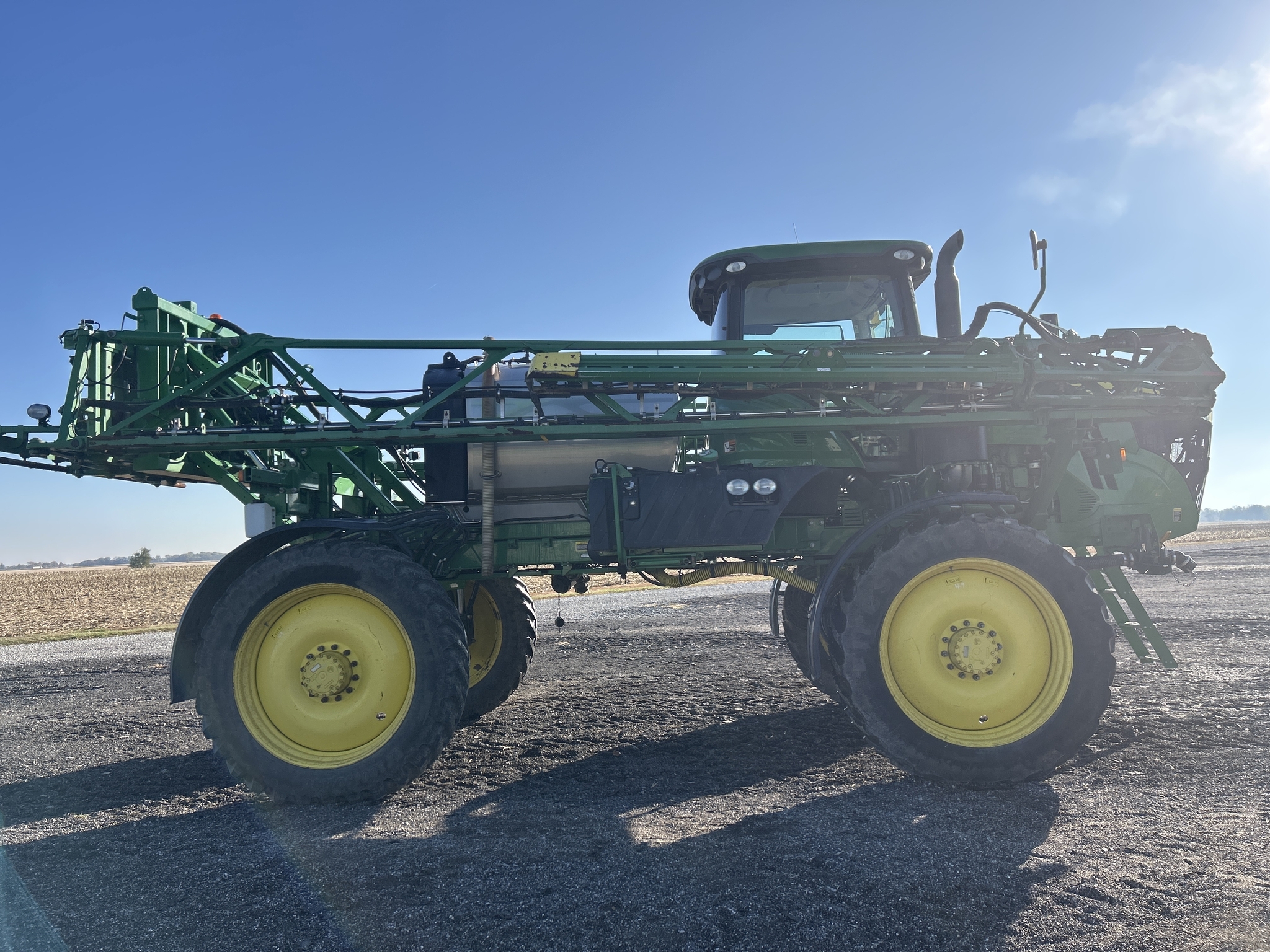 2014 John Deere R4030 Self-Propelled Sprayer