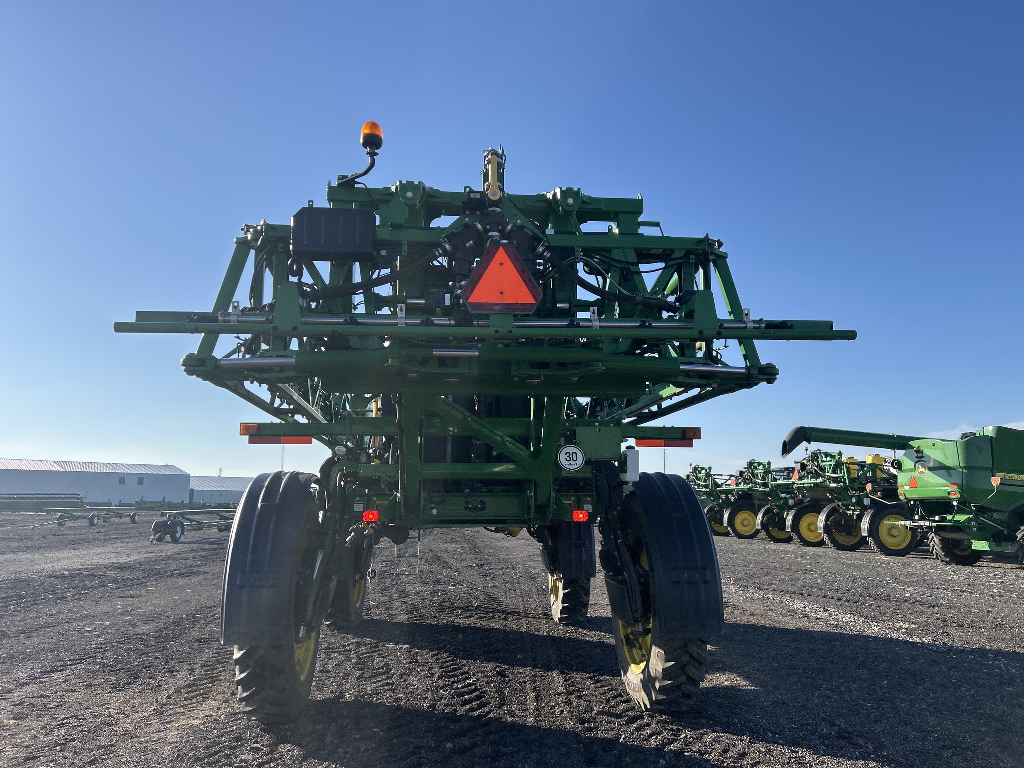 2014 John Deere R4030 Self-Propelled Sprayer