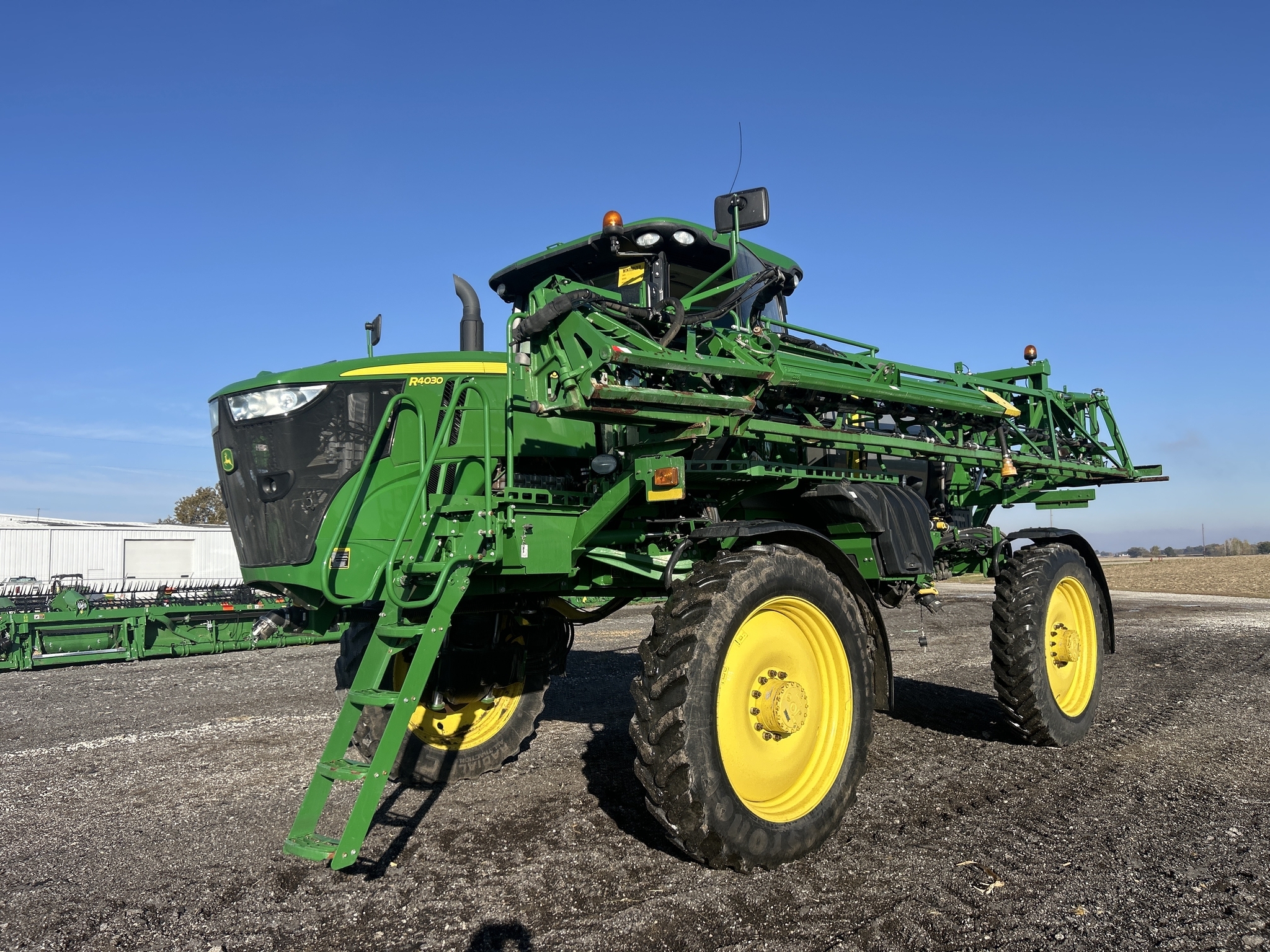 2014 John Deere R4030 Self-Propelled Sprayer