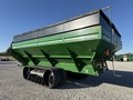 2024 Brent 2098 Grain Cart
