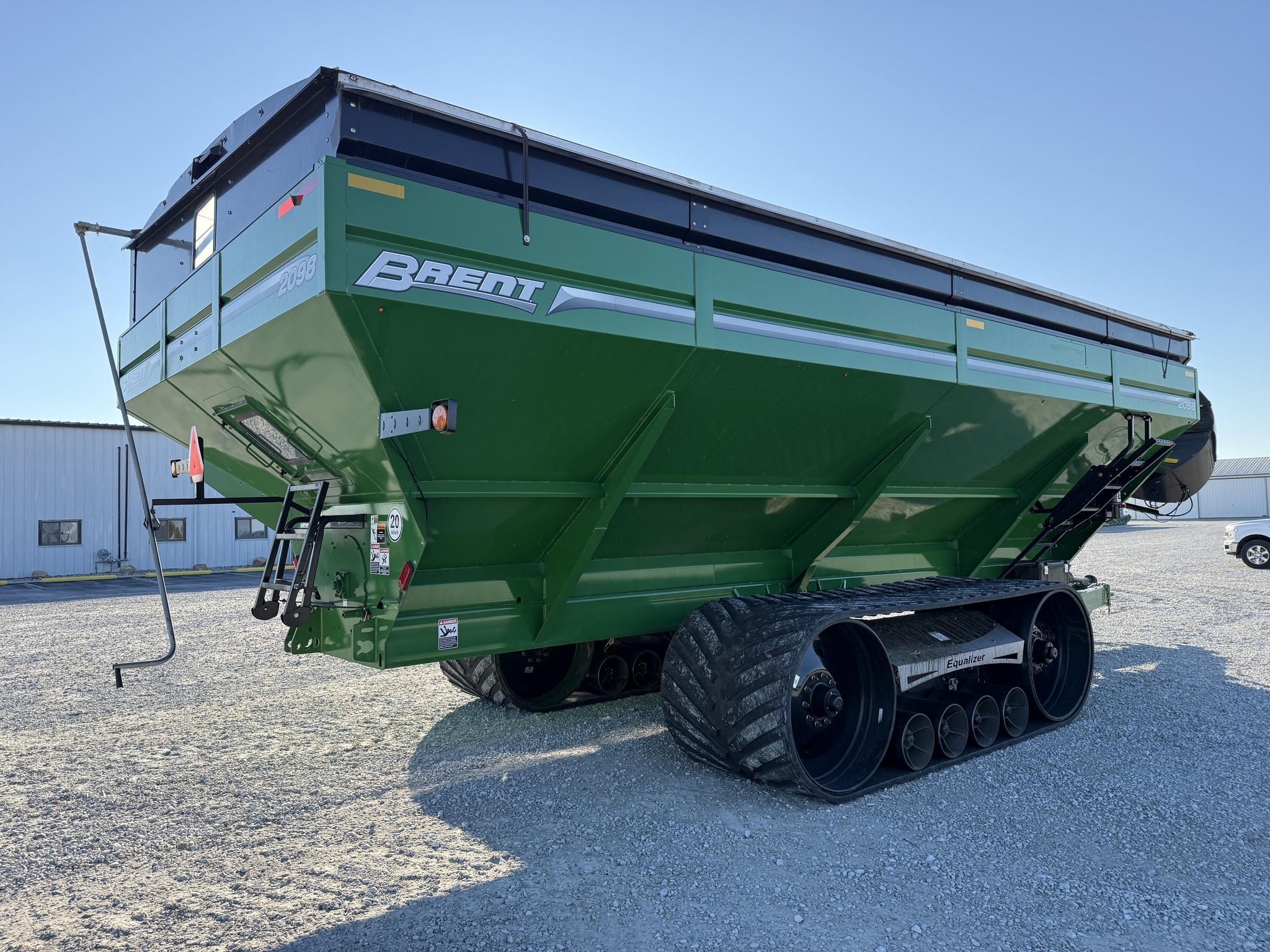 2024 Brent 2098 Grain Cart
