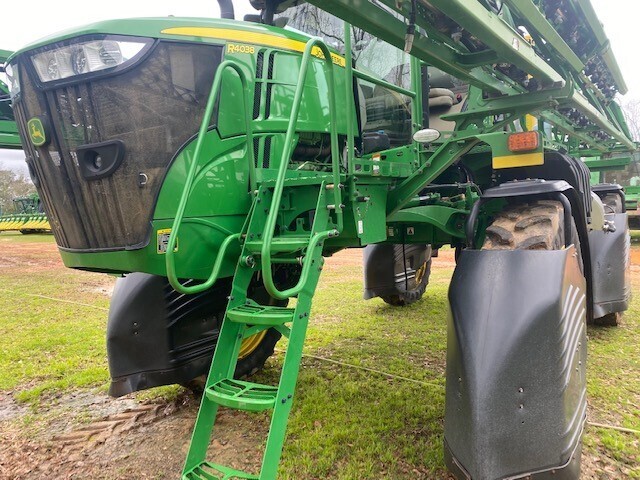 2021 John Deere R4038 Self-Propelled Sprayer