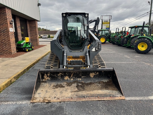 2023 Deere 331G Skid Steer