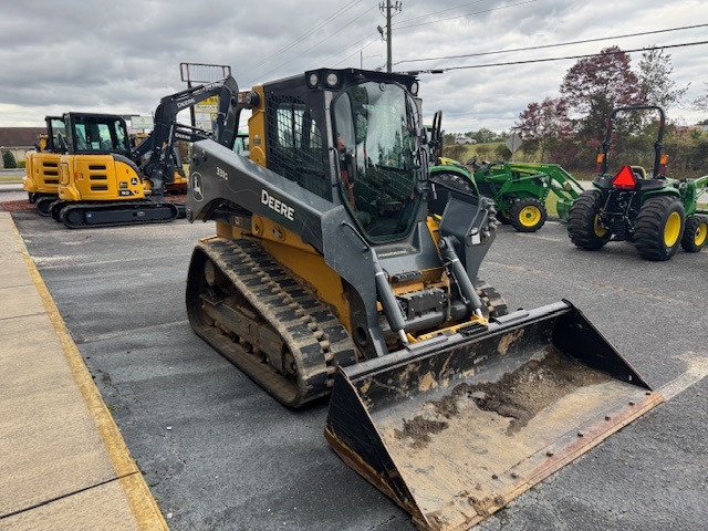 2023 Deere 331G Skid Steer