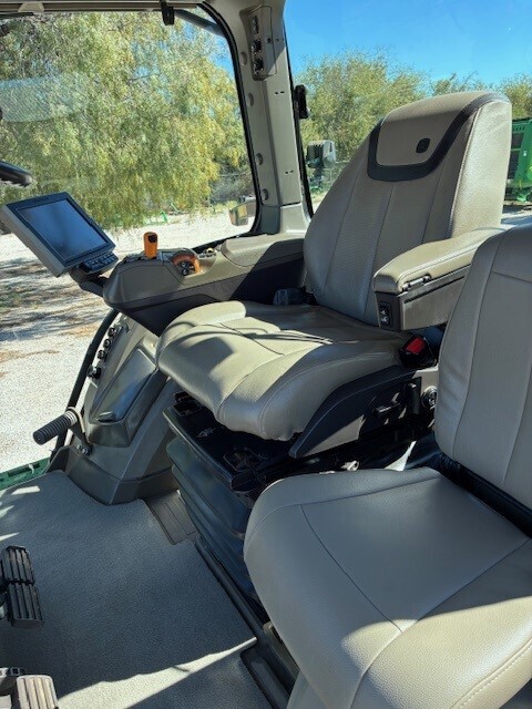 2023 John Deere 8R 340 Tractor