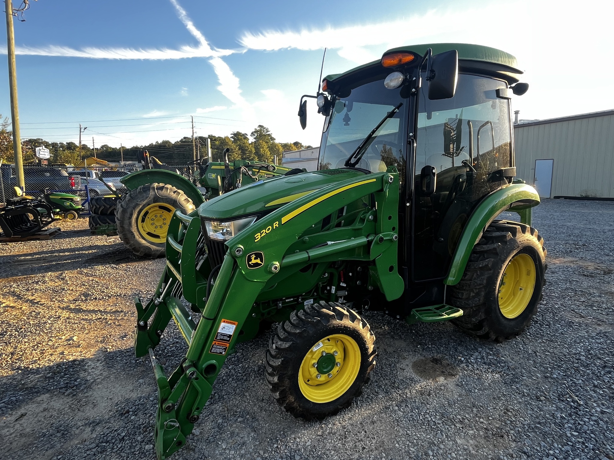 2022 John Deere 3039R Tractor