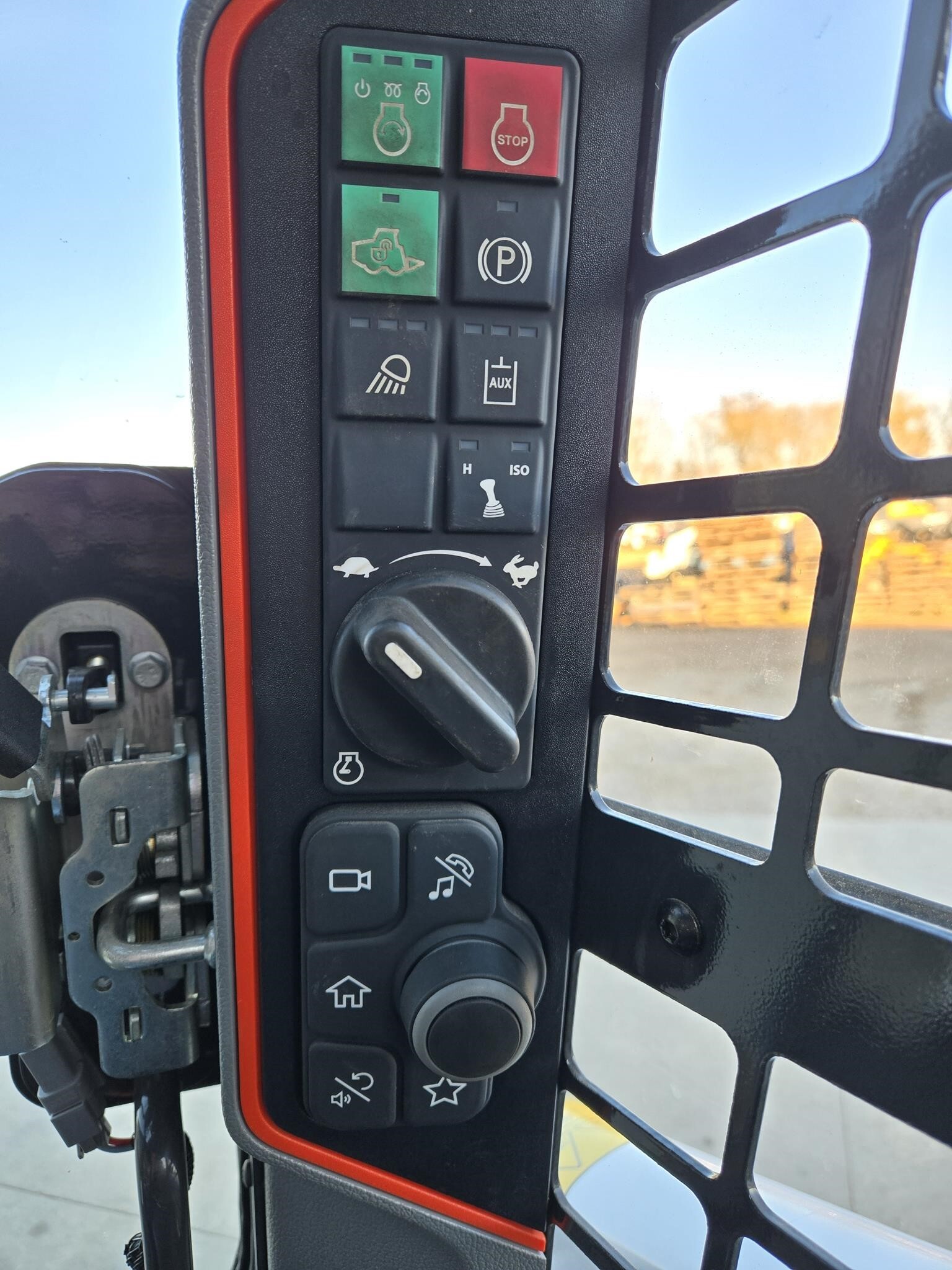 2022 Bobcat S66 Skid Steer