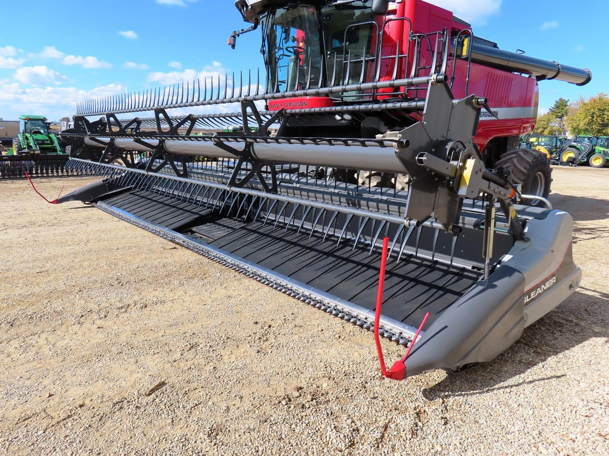 2018 Gleaner 9255 Platform