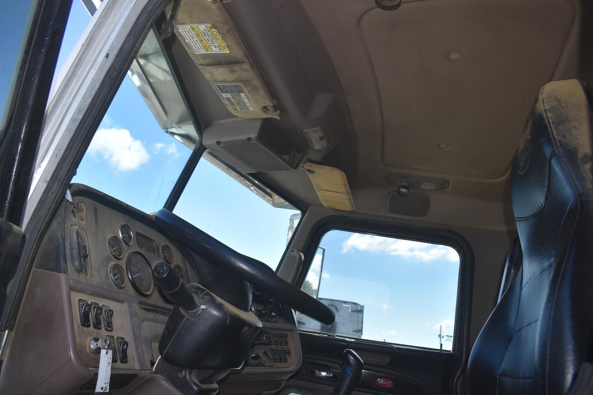 2014 Peterbilt 367 Semi Trucks/Trailer