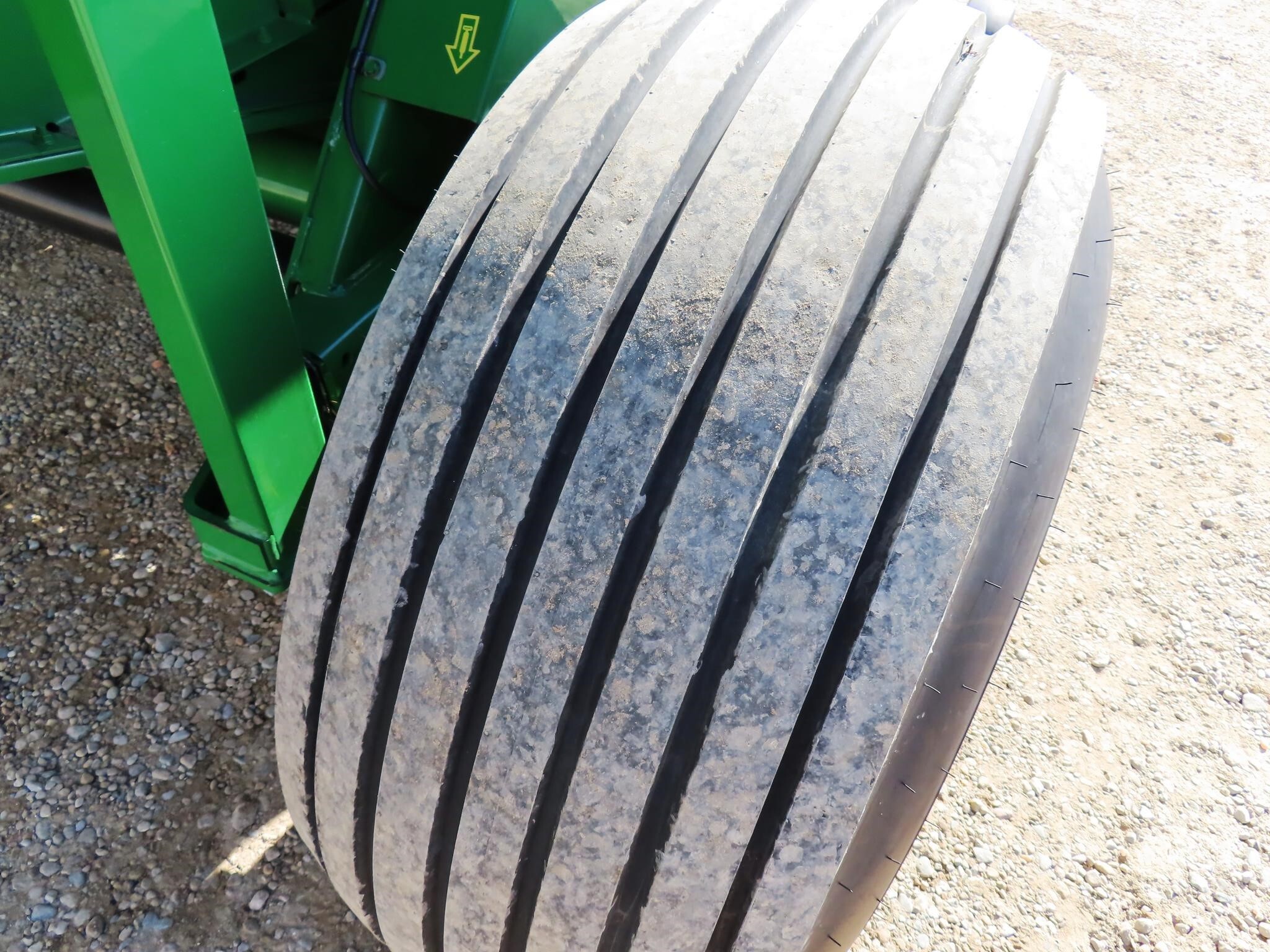 2023 John Deere 560R Round Baler