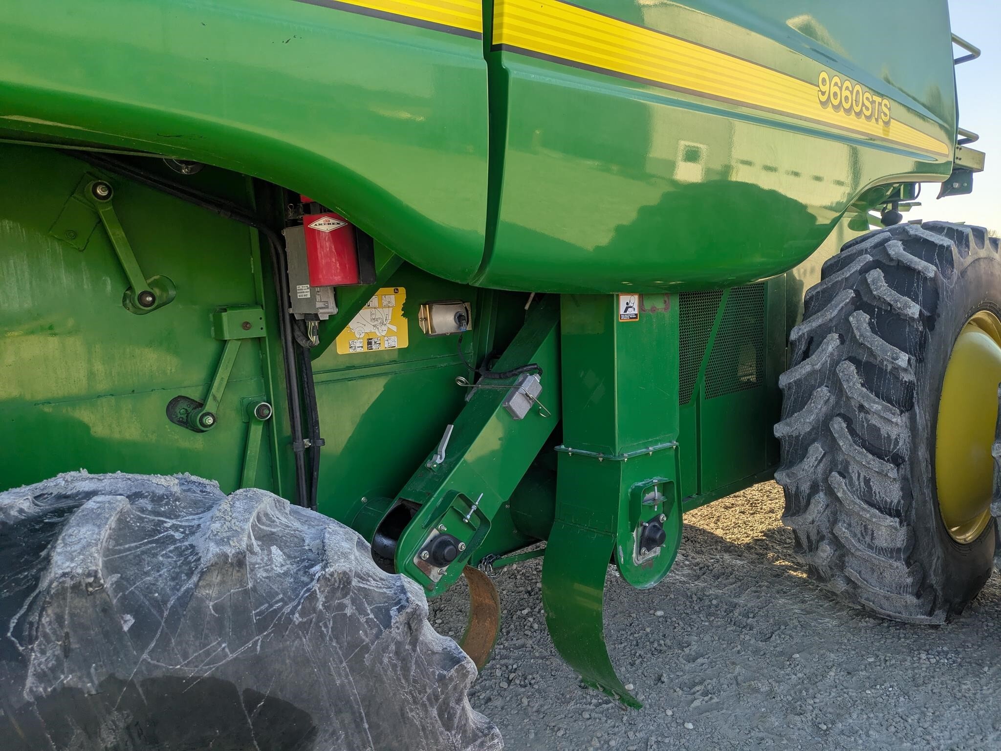2004 John Deere 9660 STS Combine
