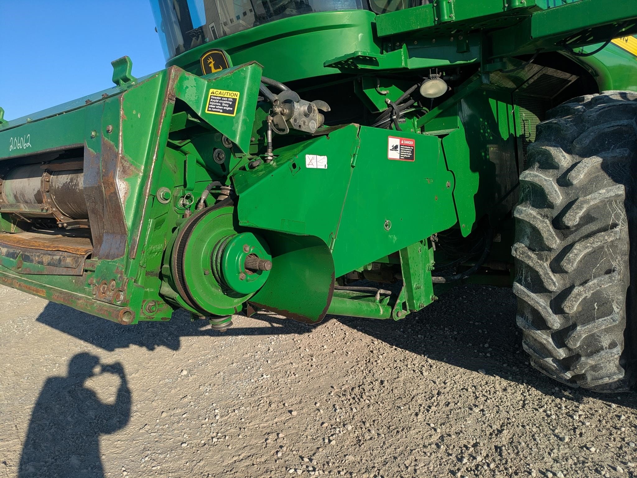 2004 John Deere 9660 STS Combine