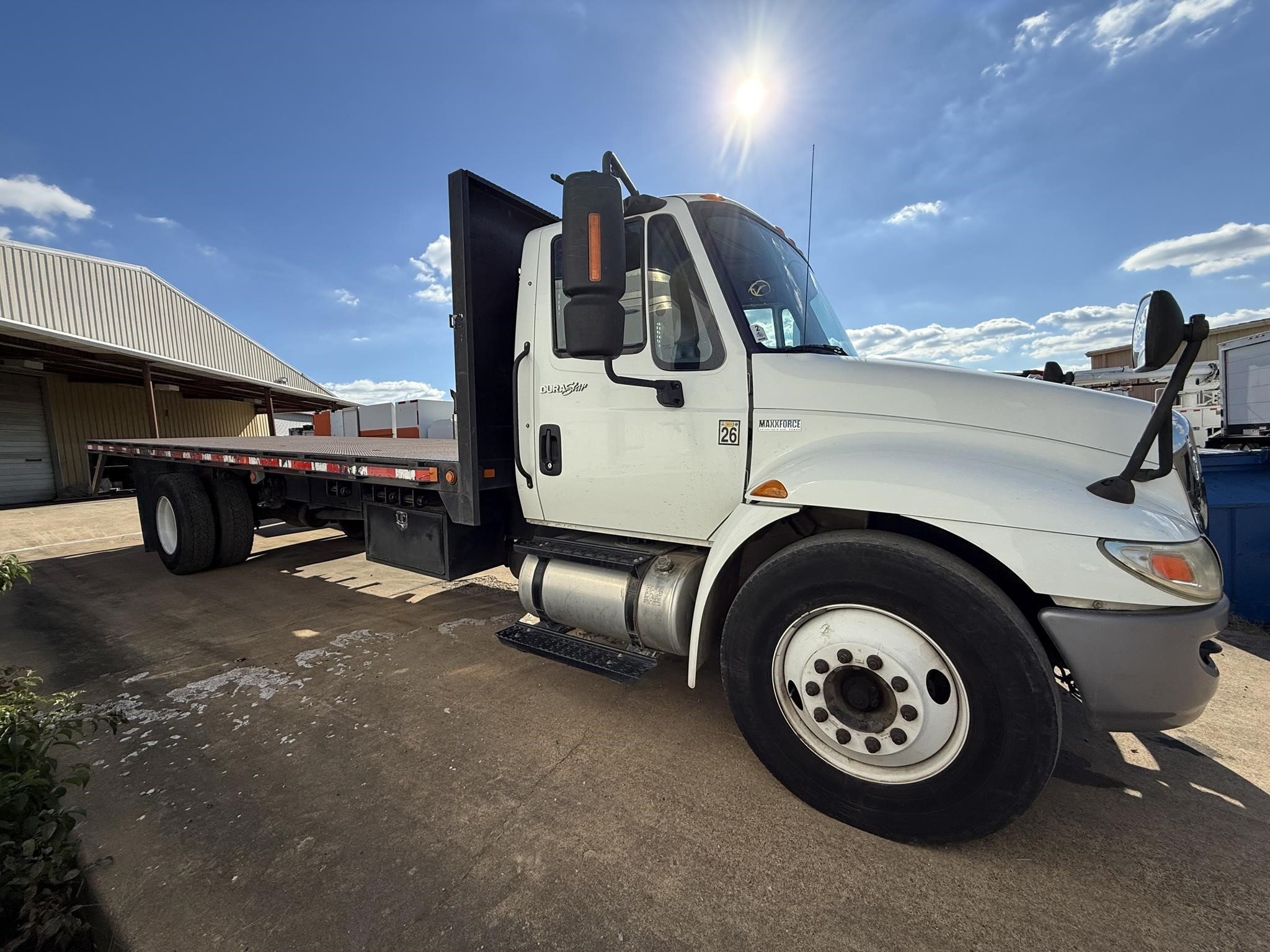 2013 International DURASTAR 4300 Semi Trucks/Trailer