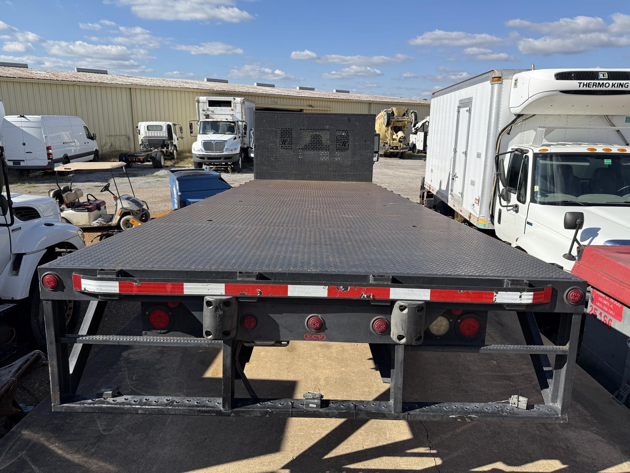 2013 International DURASTAR 4300 Semi Trucks/Trailer