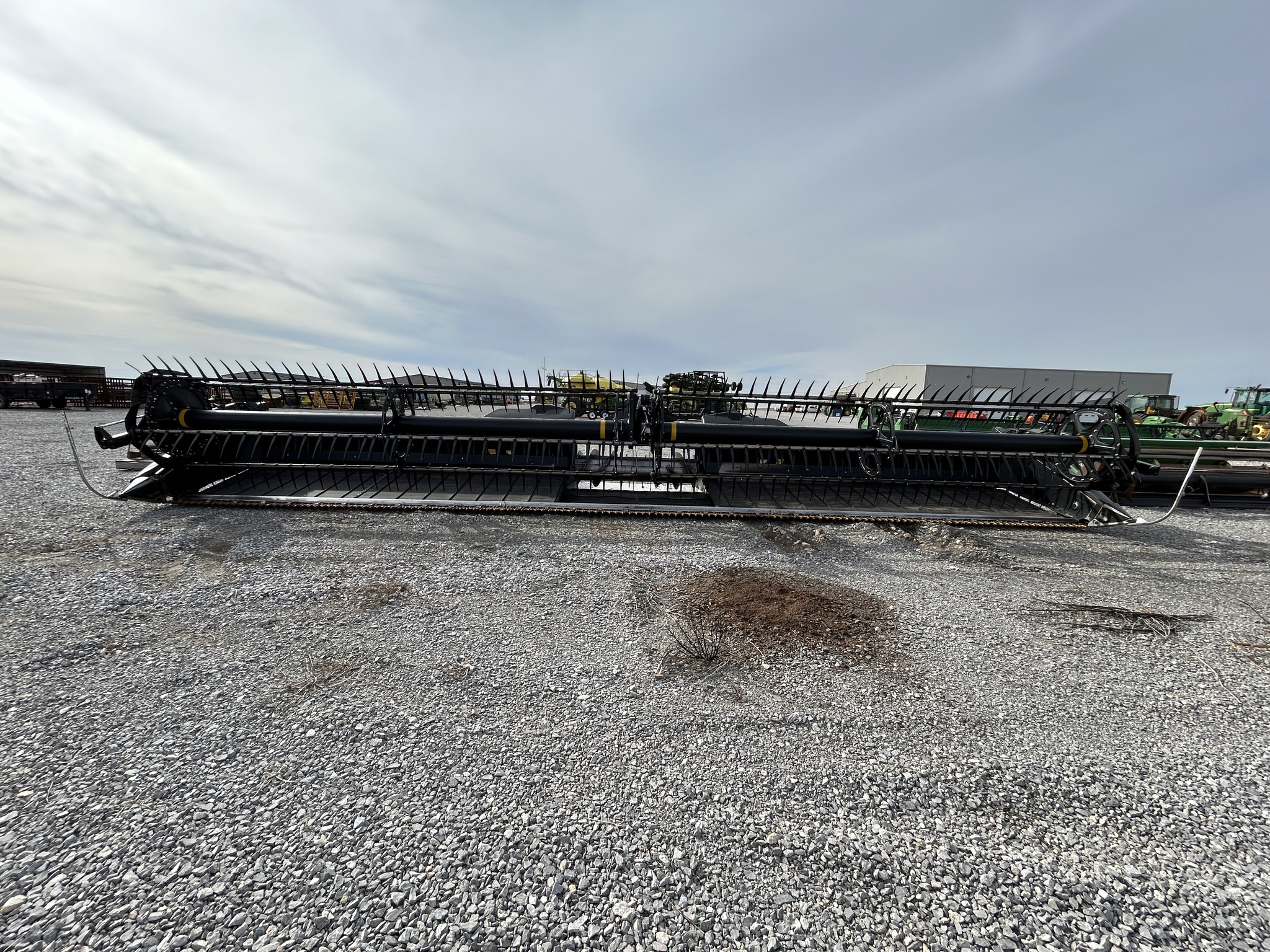 2014 MacDon FD75 Platform