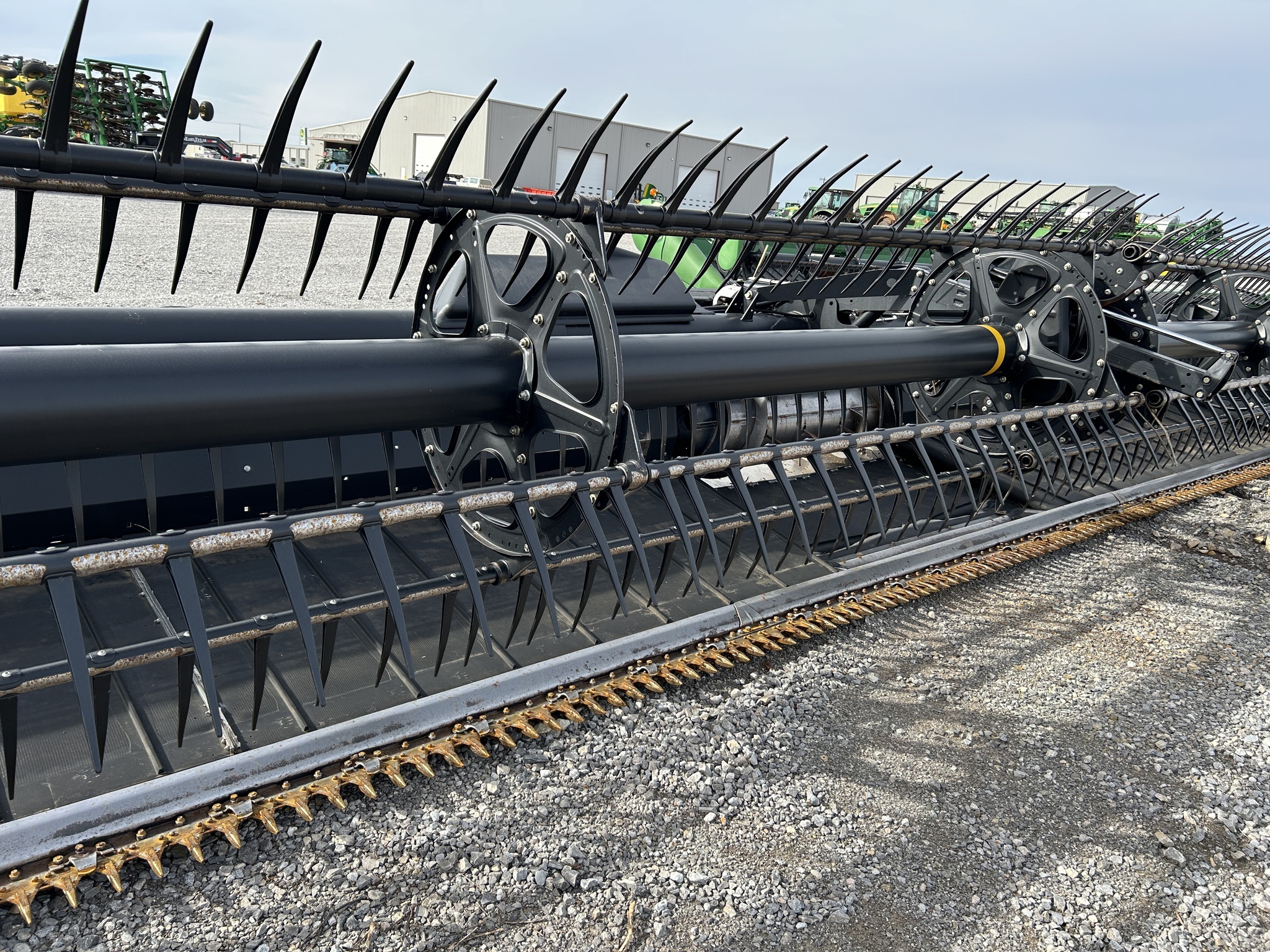 2014 MacDon FD75 Platform