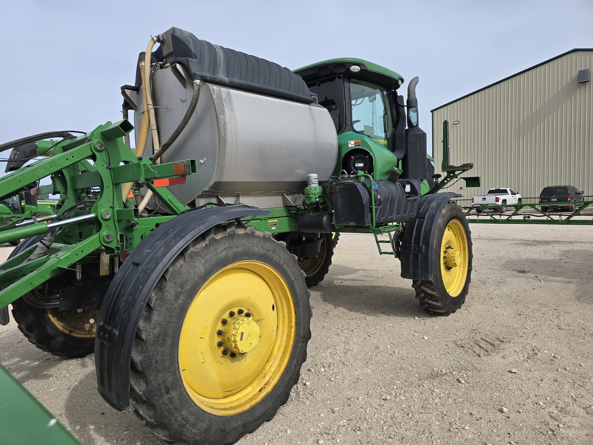 2020 John Deere R4044 Self-Propelled Sprayer