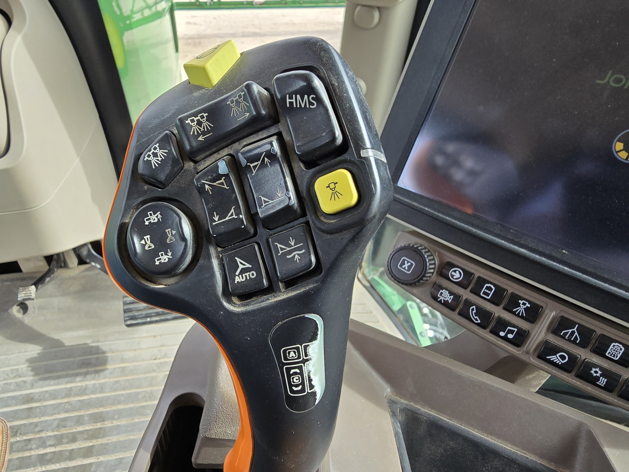 2020 John Deere R4044 Self-Propelled Sprayer