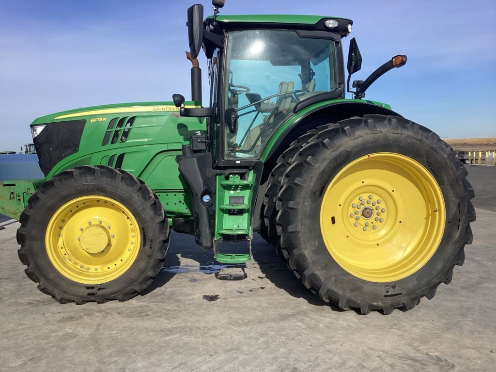 2022 John Deere 6175R Tractor