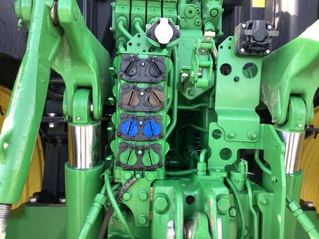 2022 John Deere 6175R Tractor