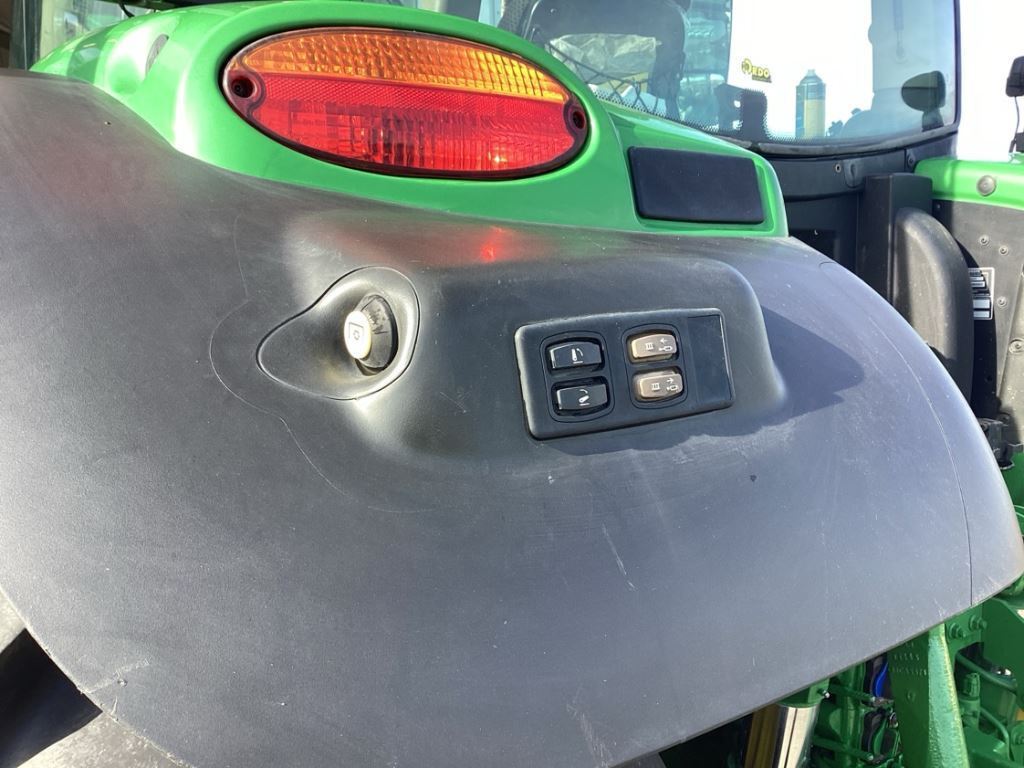 2022 John Deere 6175R Tractor