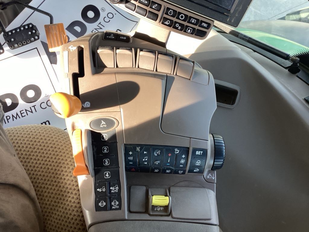 2022 John Deere 6175R Tractor