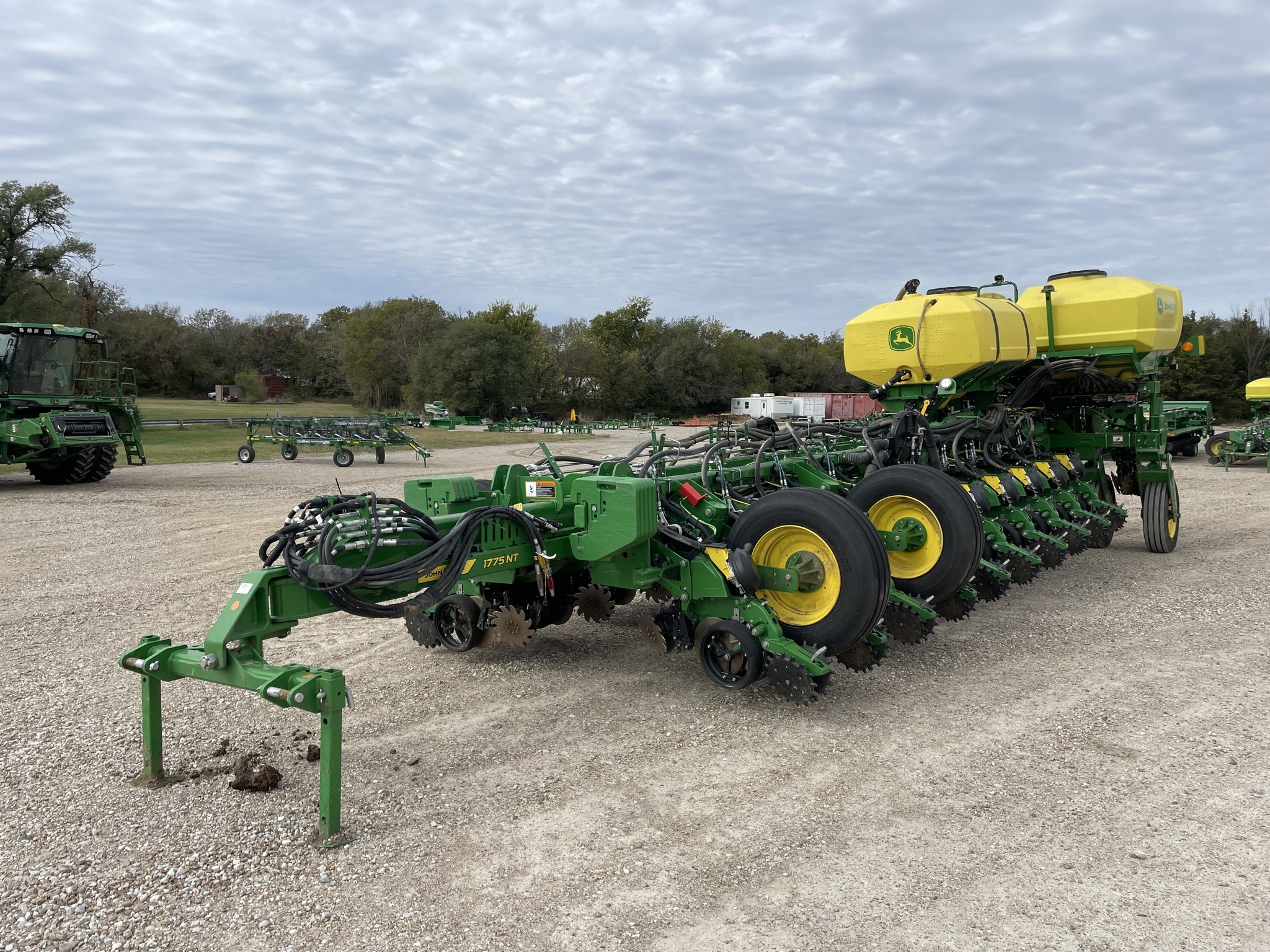 2024 John Deere 1775NT Planter