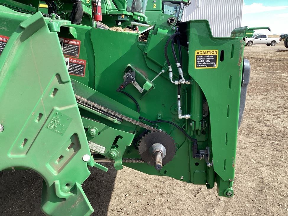 2023 John Deere S780 Combine