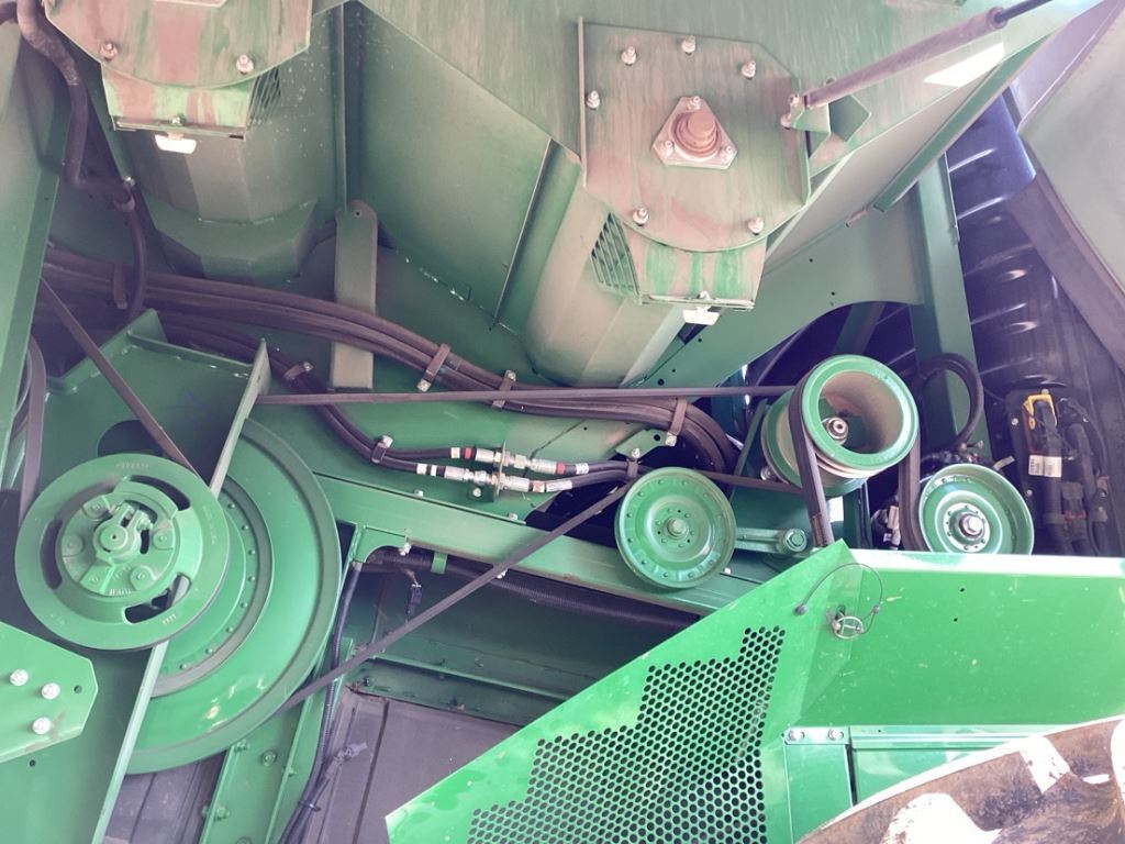 2023 John Deere S780 Combine