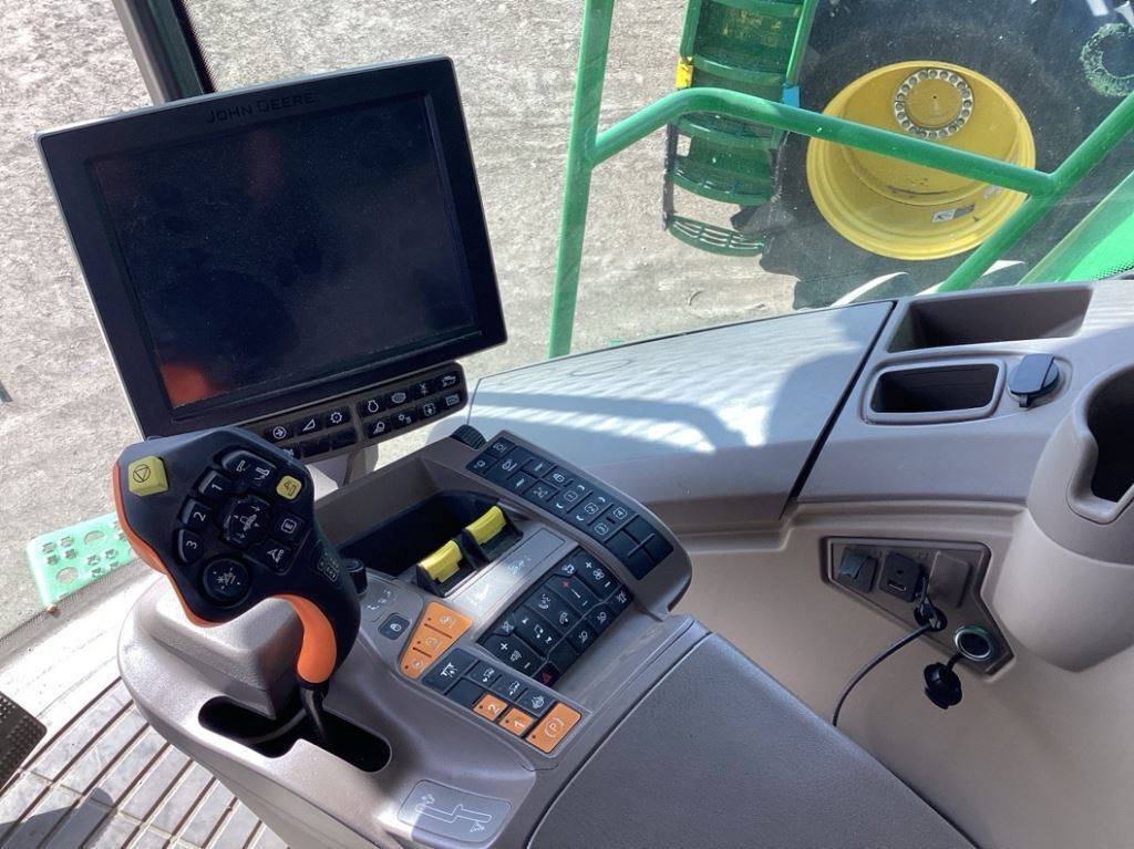 2023 John Deere S780 Combine