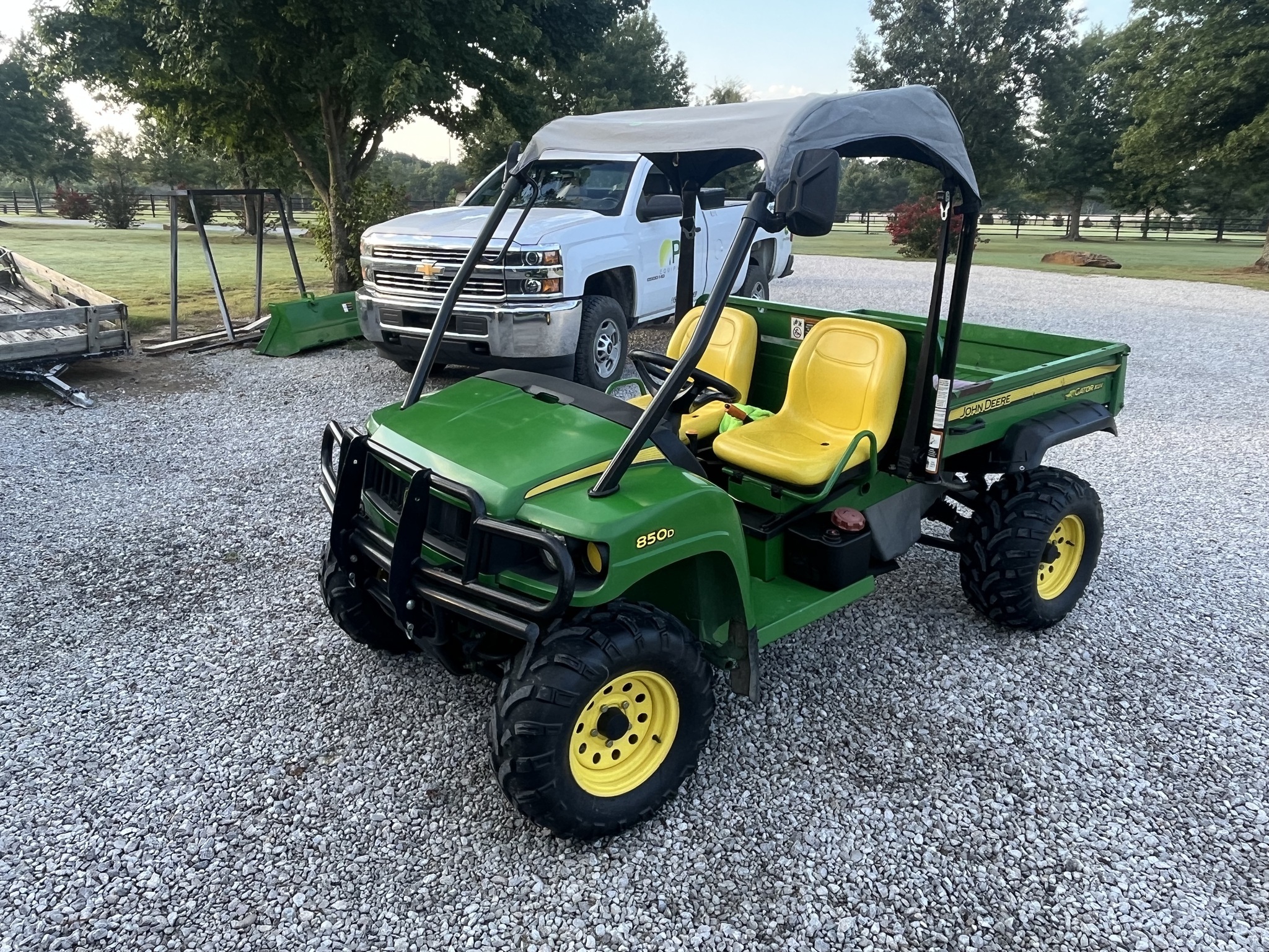 2008 John Deere Gator XUV 850D ATVs and Utility Vehicle