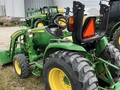 2016 John Deere 3033R Tractor
