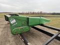  John Deere 822 Corn Head