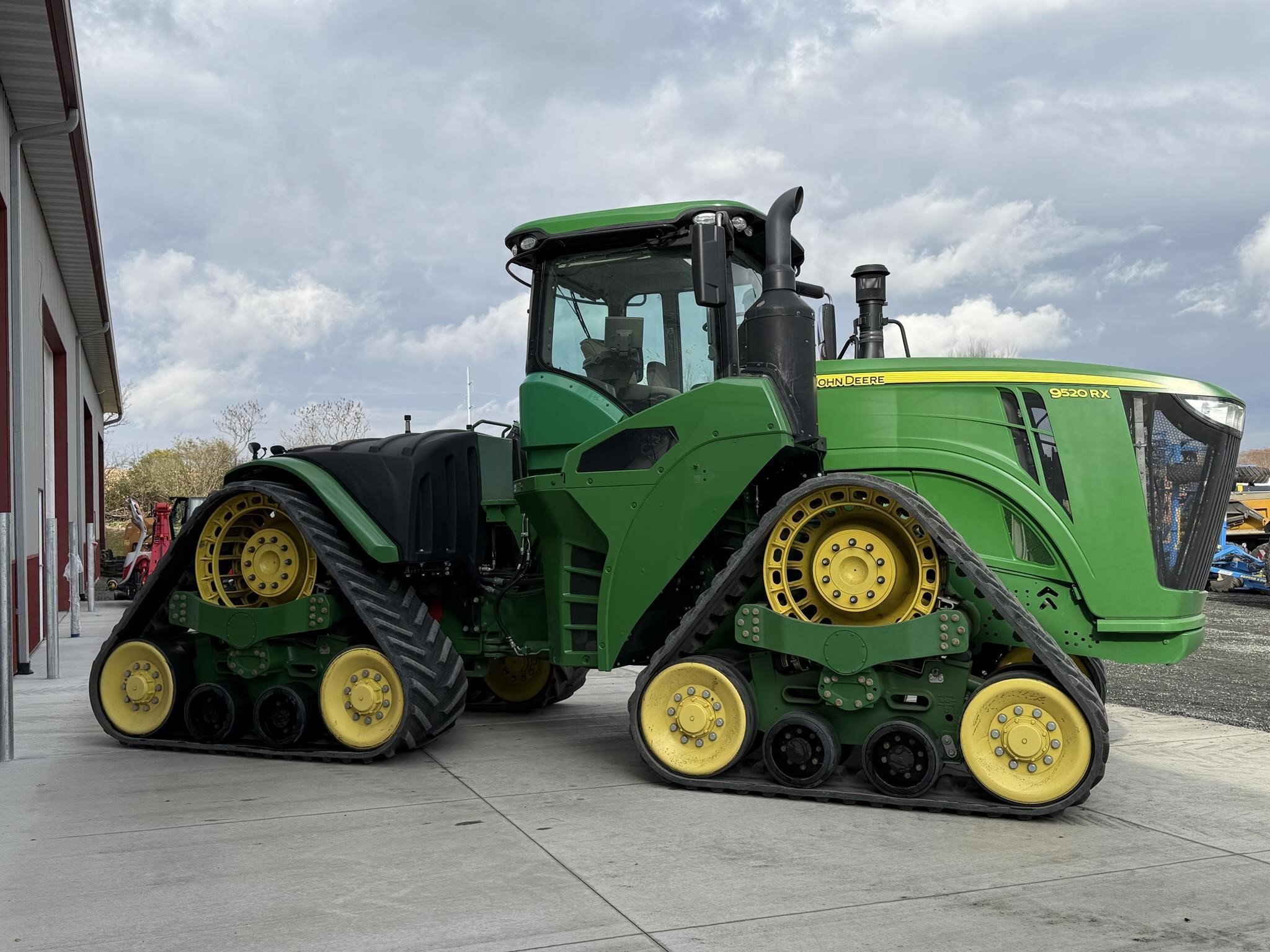 2017 John Deere 9520RX Tractor