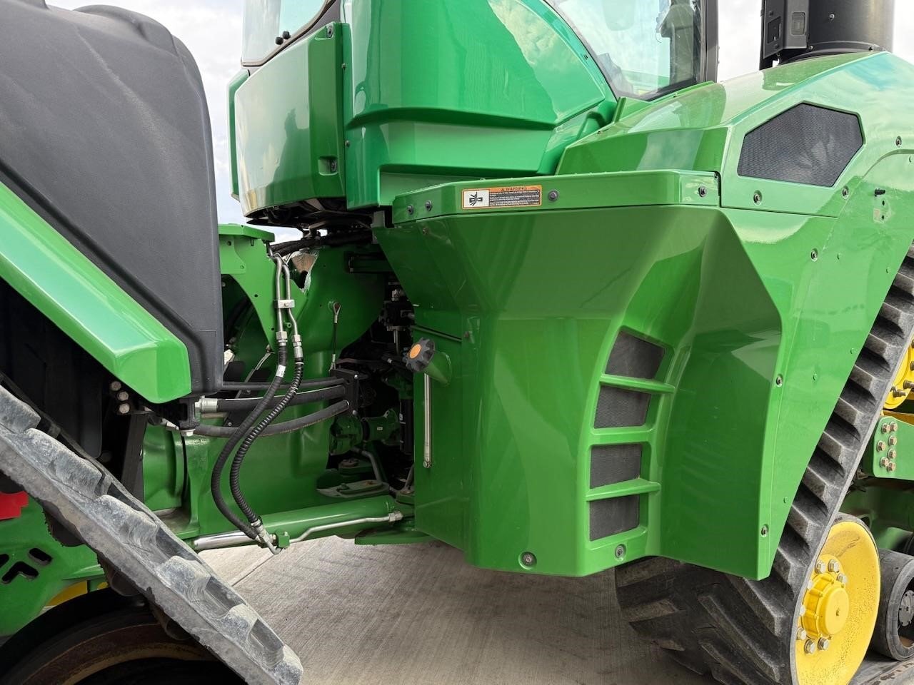 2017 John Deere 9520RX Tractor