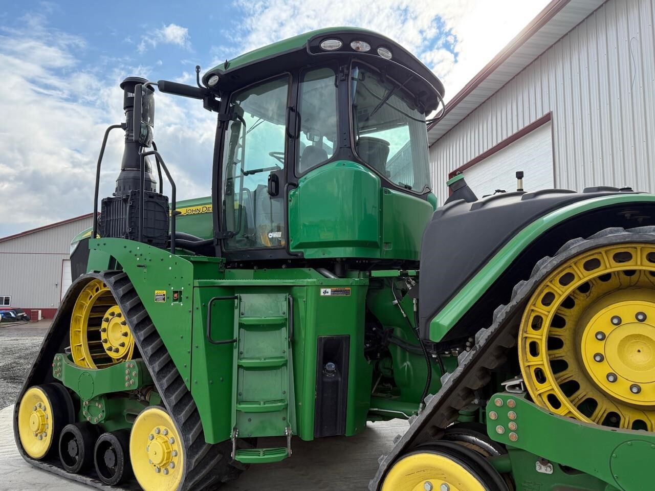 2017 John Deere 9520RX Tractor
