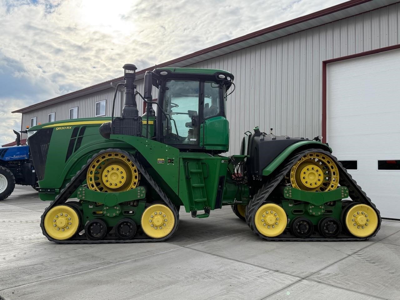 2017 John Deere 9520RX Tractor