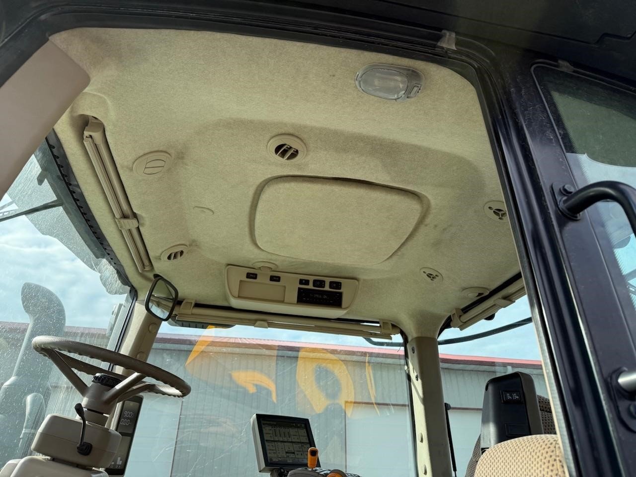 2017 John Deere 9520RX Tractor