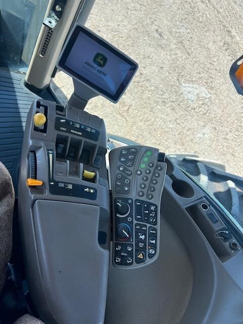 2010 John Deere 8295R Tractor