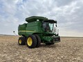 2016 John Deere S670 Combine