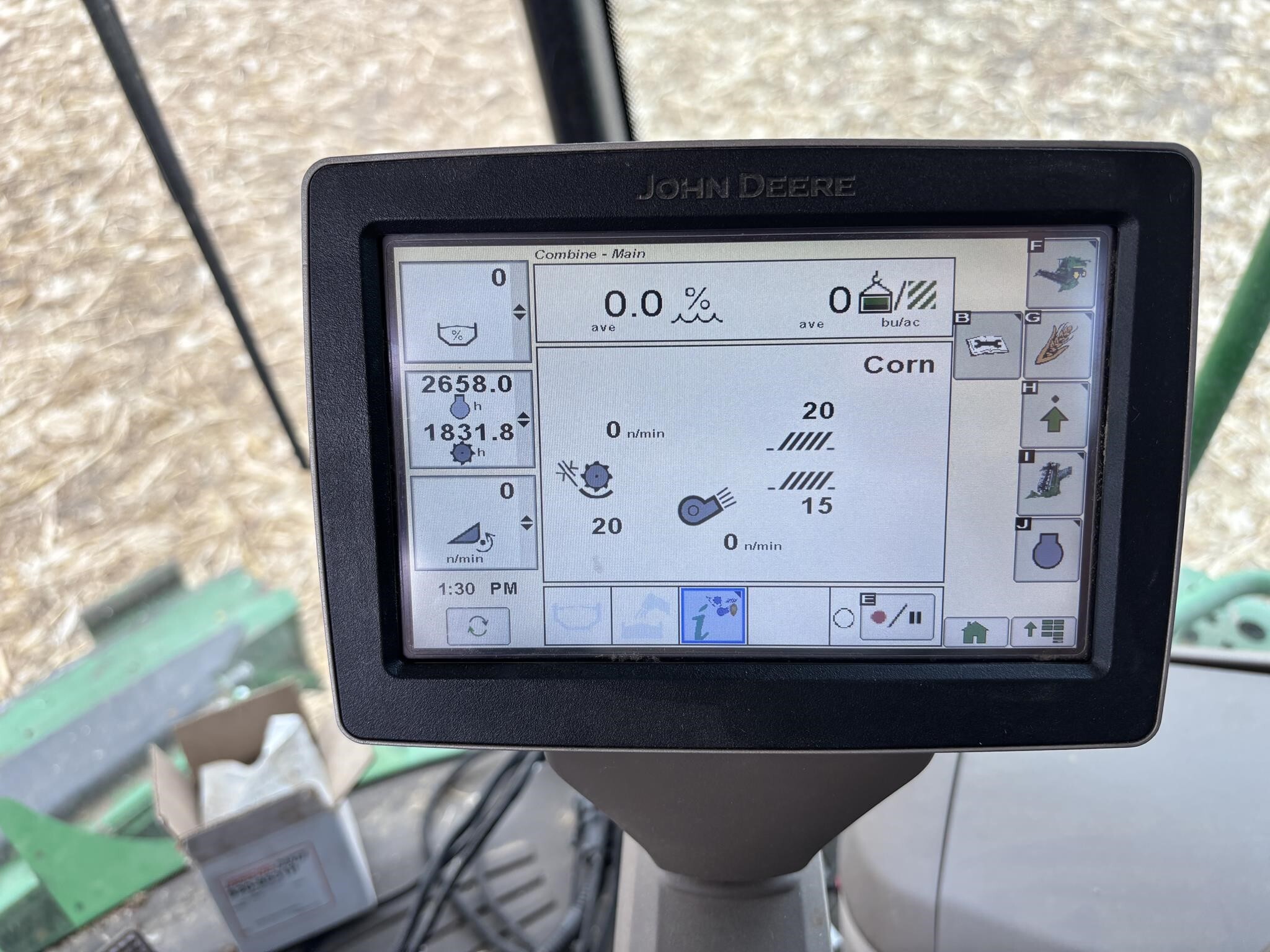 2016 John Deere S670 Combine