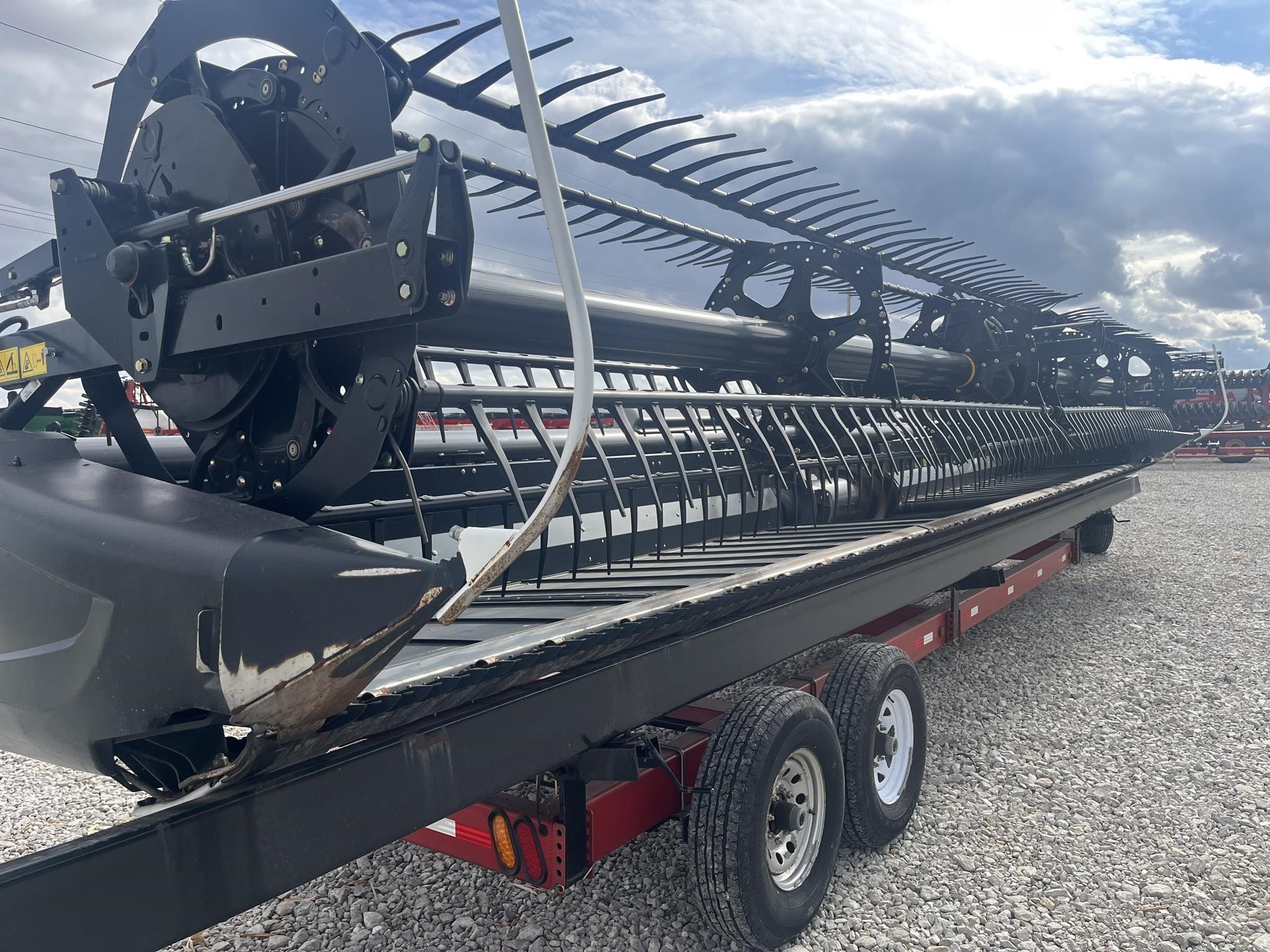 2017 MacDon FD75 Platform