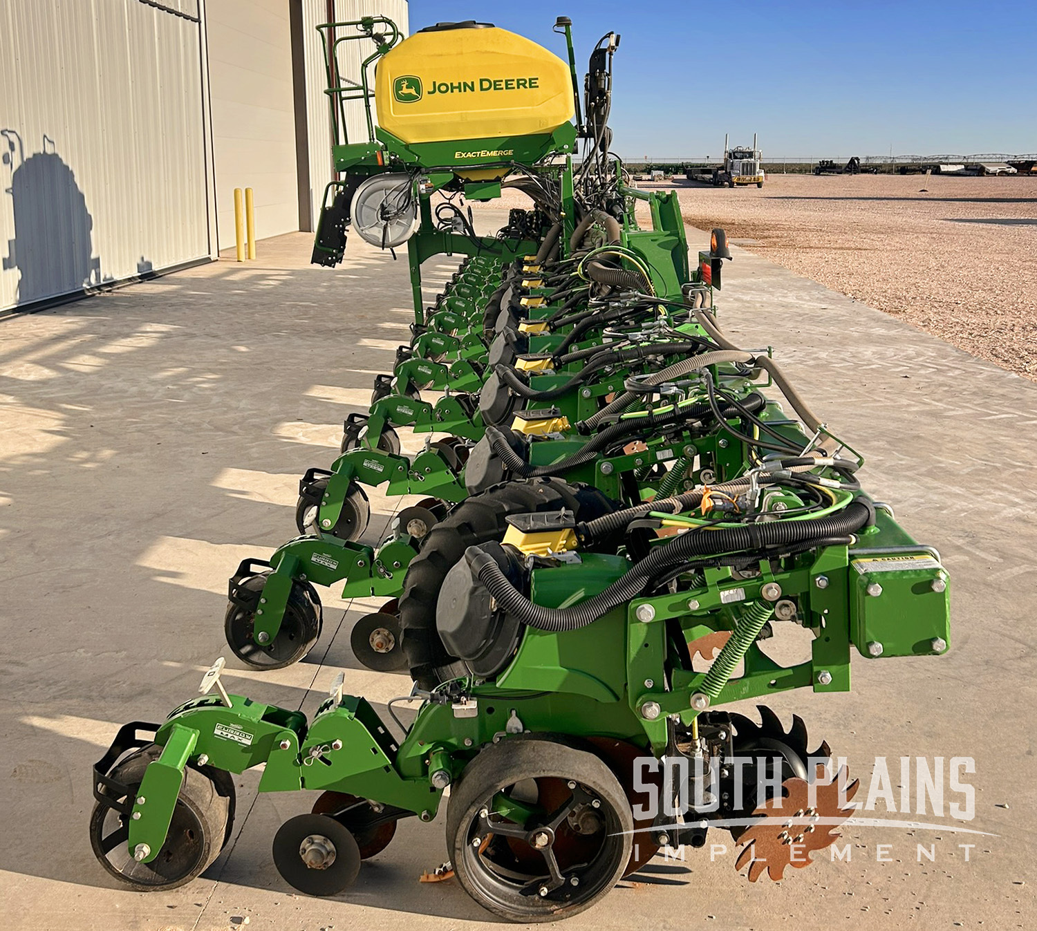 2024 John Deere DR16X Planter