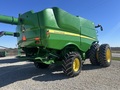 2012 John Deere S660 Combine