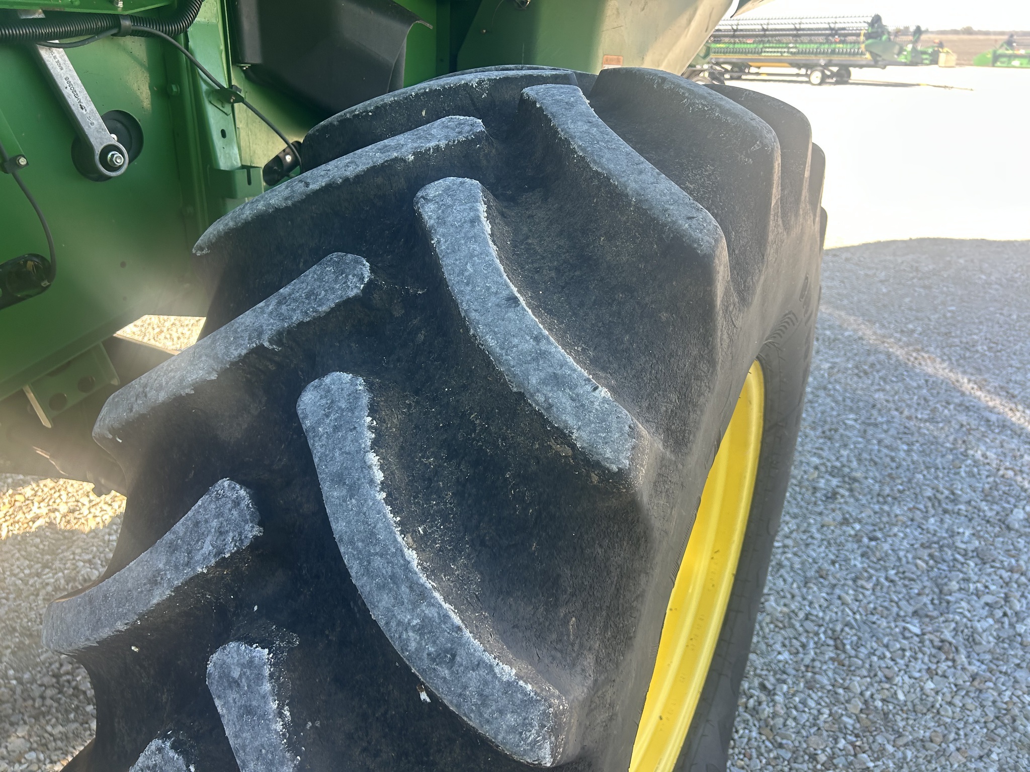 2012 John Deere S660 Combine