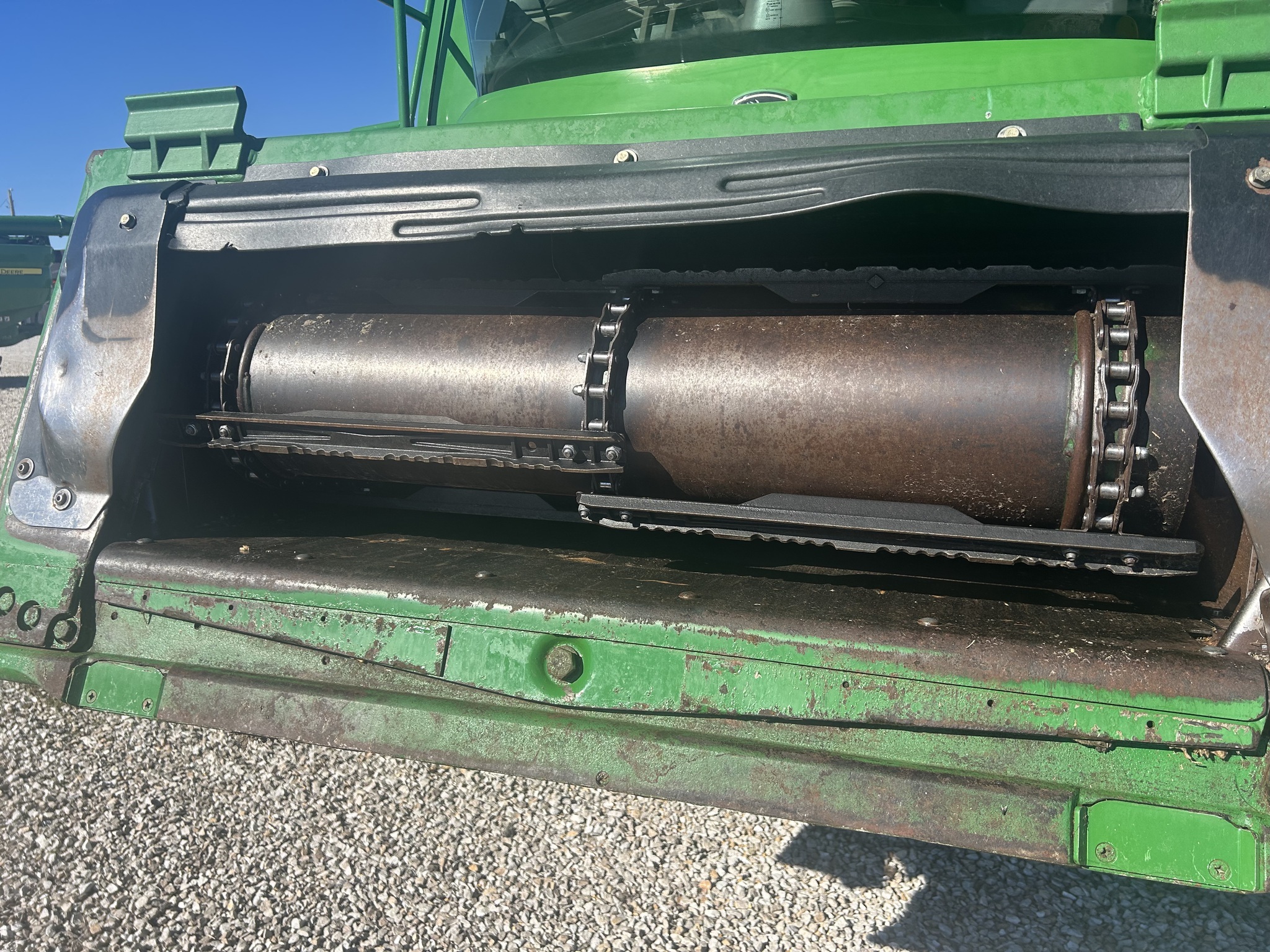 2012 John Deere S660 Combine