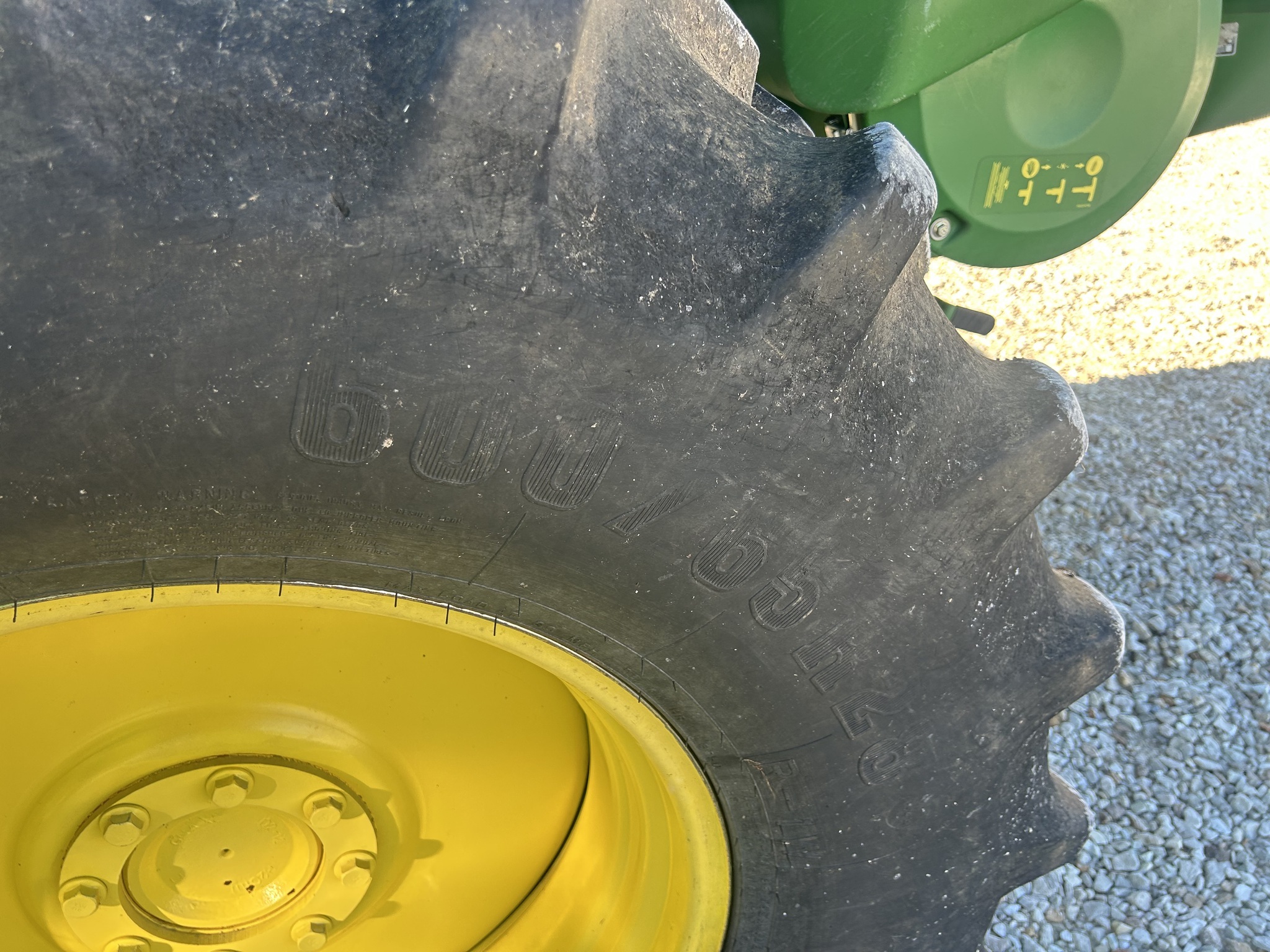 2012 John Deere S660 Combine