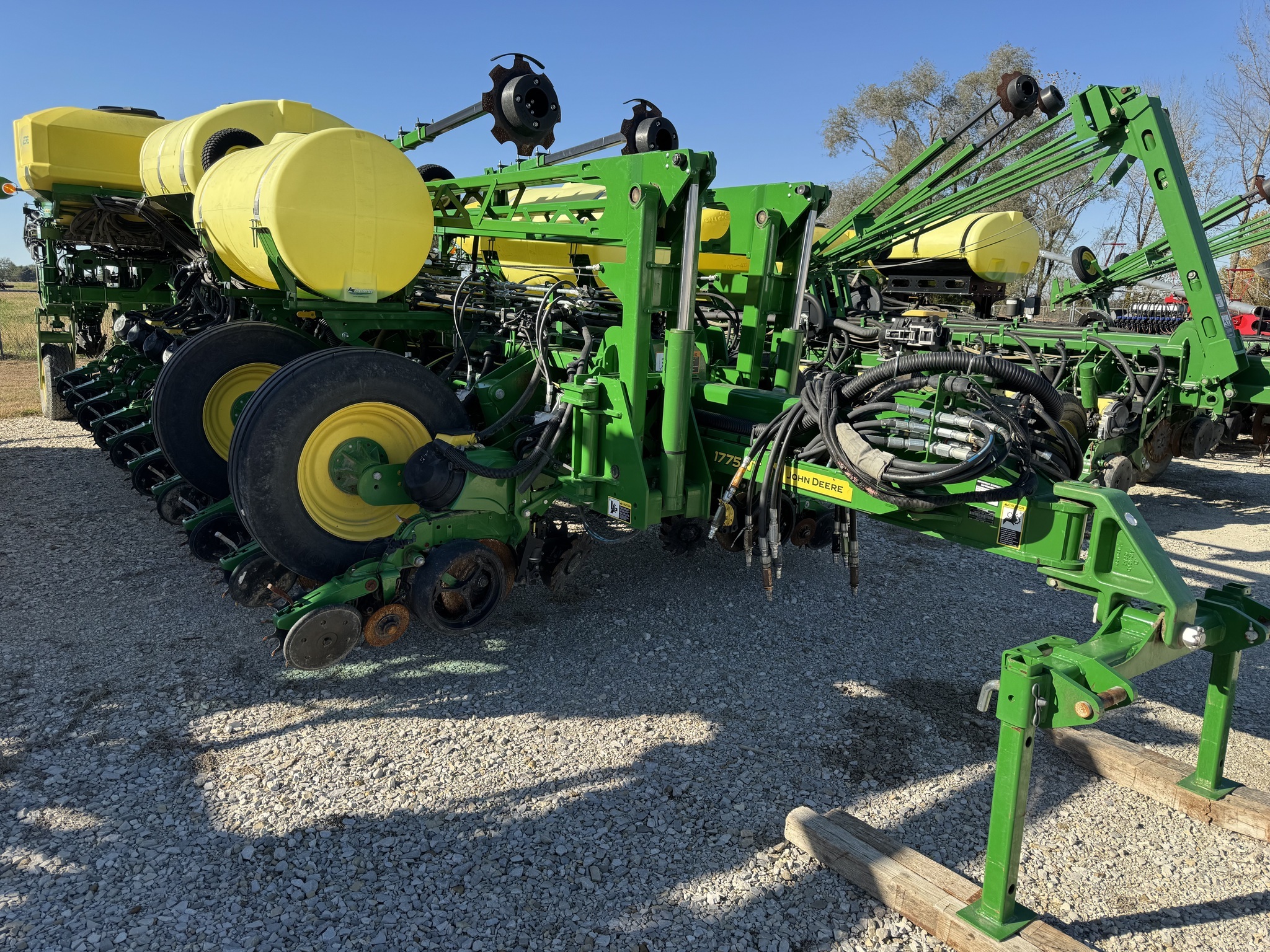 2022 John Deere 1775NT Planter