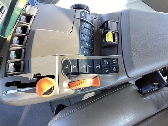 2023 John Deere 8R 340 Tractor